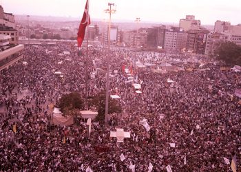 Türkiye’nin Geleceği Karartılıyor!